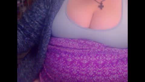 maya online show from 03/12/25, 04:51