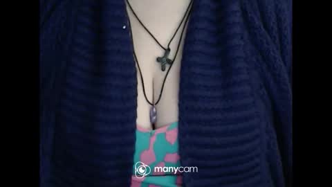 maya online show from 11/23/25, 10:26