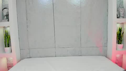 Mia Mistrex online show from 10/19/25, 04:02