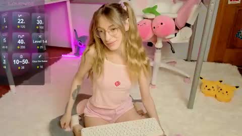 MiaMoon online show from 06/14/26, 10:06