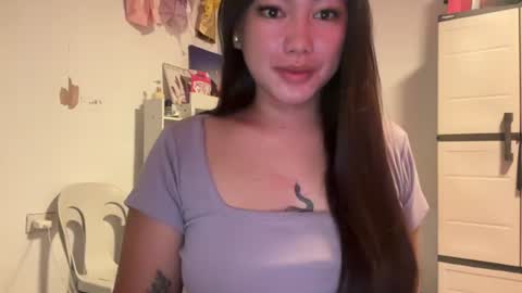 Snapshot of miamore_avida chatting on 08/04/26, 12:47 miamore_avida online show from 08/04/26, 12:47