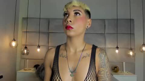 Mia Morgann online show from 01/23/25, 12:09