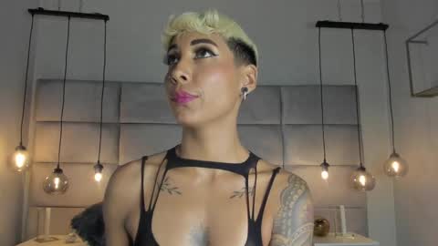 Mia Morgann online show from 01/31/25, 06:14