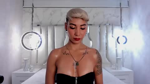 Mia Morgann online show from 02/21/25, 01:55