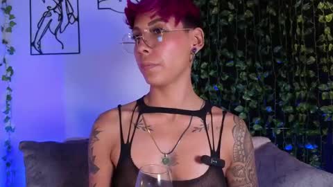 Mia Morgann online show from 11/07/25, 06:19