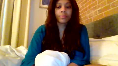 Snapshot of miamuffin8 chatting on 05/03/26, 12:22 MiaMuffn online show from 05/03/26, 12:22