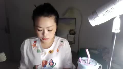 Snapshot of miaomiaoq chatting on 06/30/26, 06:03 miaomiaoq online show from 06/30/26, 06:03