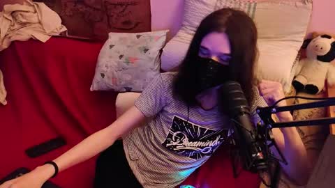 Kristien online show from 11/27/25, 02:52