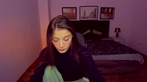 Mia online show from 01/15/25, 05:58