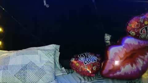 Mia Peyton   online show from 02/18/25, 06:47