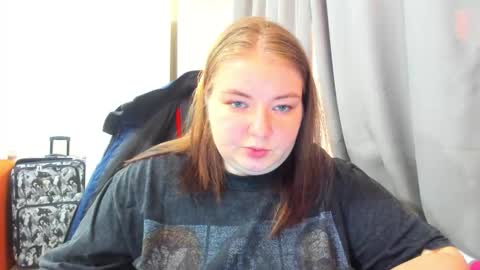 Snapshot of miapisa chatting on 10/17/25, 01:25 miapisa online show from 10/17/25, 01:25