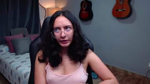 Snapshot of miaportman chatting on 01/22/25, 12:17 MIAPORTMANN online show from 01/22/25, 12:17