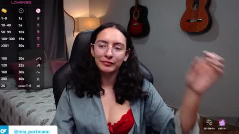 Snapshot of miaportman chatting on 01/24/25, 03:13 MIAPORTMANN online show from 01/24/25, 03:13