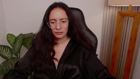 MIAPORTMANN online show from 02/23/26, 07:00