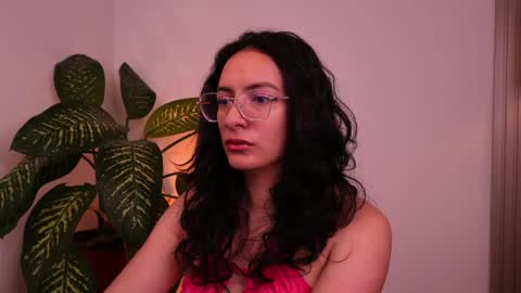 Snapshot of miaportman chatting on 05/21/26, 11:17 MIAPORTMANN online show from 05/21/26, 11:17