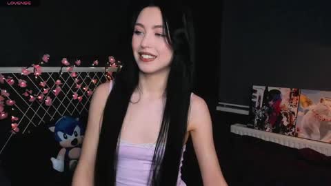Snapshot of miarielle chatting on 05/01/26, 05:50 Liz online show from 05/01/26, 05:50