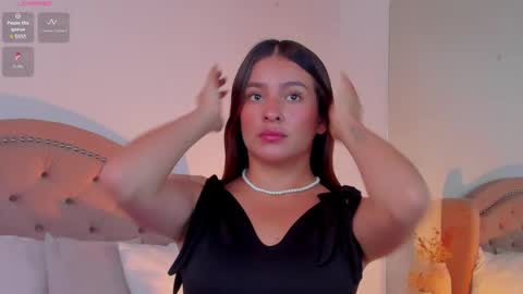 Snapshot of miarizzi chatting on 04/08/26, 01:00 miarizzi online show from 04/08/26, 01:00