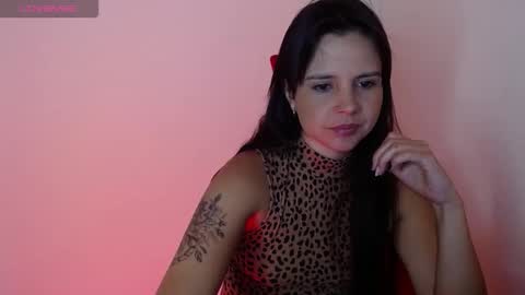 miarobinn_ online show from 09/24/25, 11:35