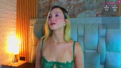 Snapshot of miaroldan chatting on 06/10/26, 12:04 miaroldan online show from 06/10/26, 12:04