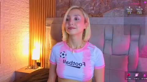 Snapshot of miaroldan chatting on 06/25/26, 12:09 miaroldan online show from 06/25/26, 12:09