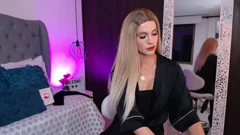 Mia Romanove online show from 12/27/24, 05:52