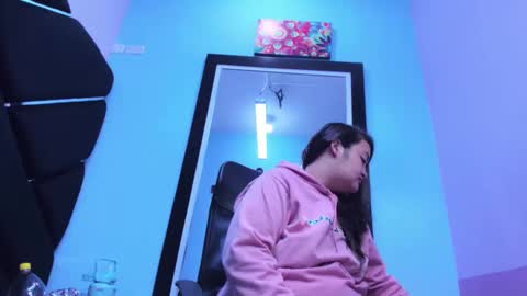 MiaRouse online show from 04/19/26, 11:40