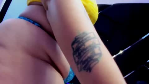 MiaRouse online show from 04/24/26, 11:07