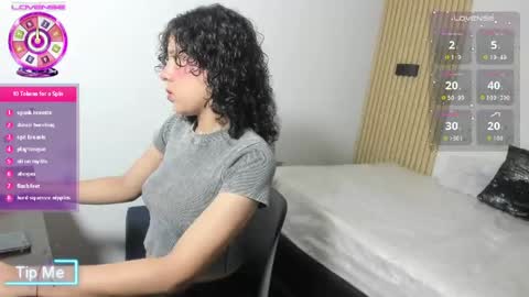 miasalazar9 online show from 04/15/26, 09:49