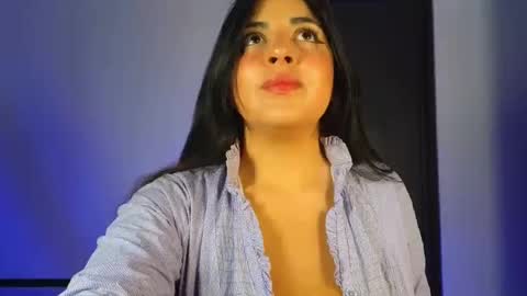 Snapshot of miasavagex18 chatting on 02/02/25, 03:10 MiaHancock online show from 02/02/25, 03:10