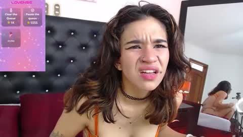 miascarlet_16 online show from 09/19/25, 01:34