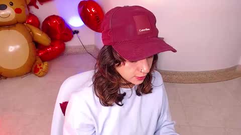 miascarlet_16 online show from 10/07/25, 03:09