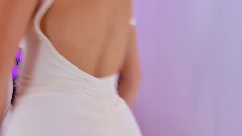 Mia online show from 12/18/24, 06:57