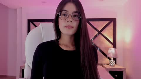 Mia online show from 02/24/25, 09:09