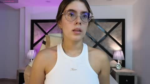 Mia online show from 04/02/26, 09:01