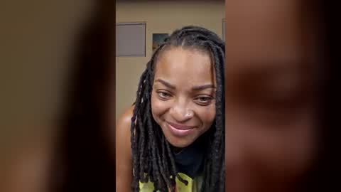 miasmiles21 online show from 06/24/26, 06:34