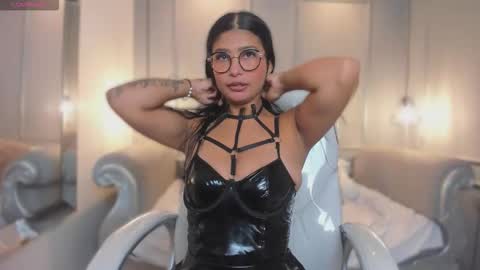 Mia  online show from 02/21/26, 03:18