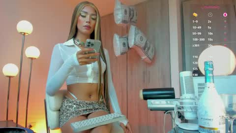 Mia  instagram miasspell online show from 04/16/26, 02:07