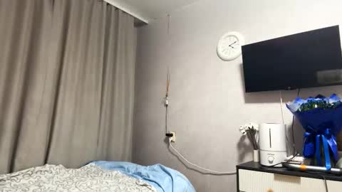 Snapshot of miasuszynski chatting on 02/27/26, 05:35 Milana online show from 02/27/26, 05:35