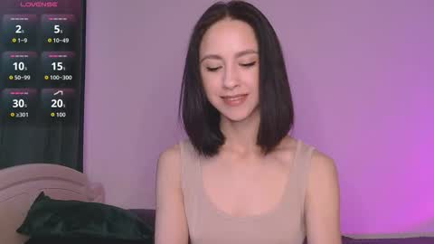 Mia online show from 10/02/25, 07:37