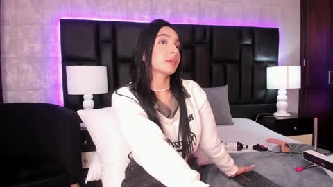 Mia Sweetth online show from 12/27/24, 06:53