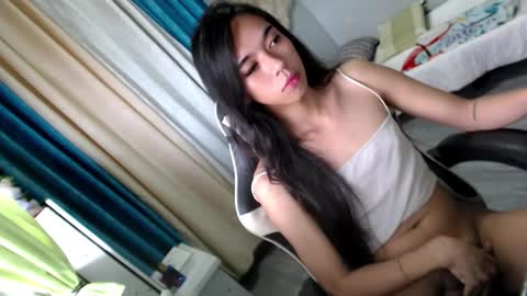 Mia online show from 01/02/25, 11:27