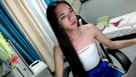 Mia online show from 01/05/25, 08:21