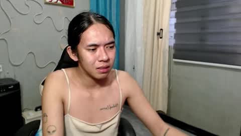 Mia online show from 10/22/25, 09:09