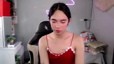 Mia online show from 03/06/26, 06:32