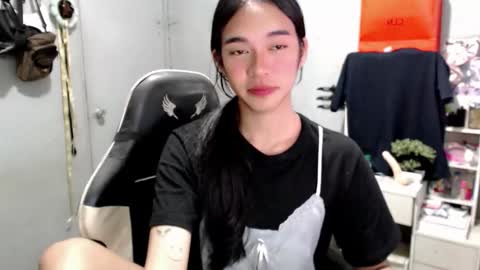 Mia online show from 03/17/26, 08:56