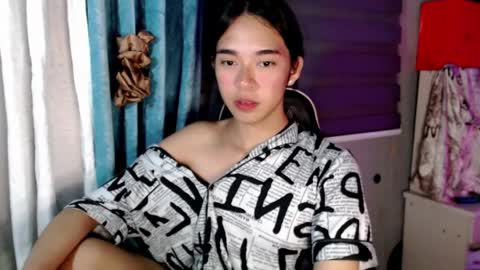 Mia online show from 03/29/26, 04:29