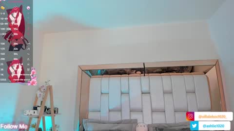 Mia Villalobos online show from 01/24/25, 04:39