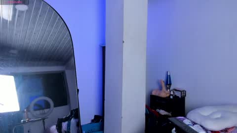 Snapshot of miavillalobos_ chatting on 05/03/26, 03:45 Mia Villalobos online show from 05/03/26, 03:45