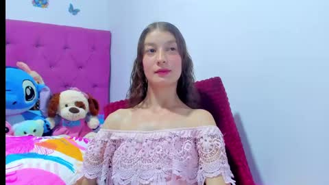  Chloe  online show from 06/03/26, 11:54