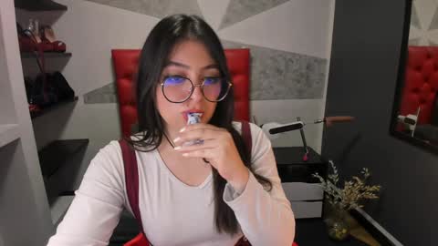 M I A W I L S online show from 12/06/24, 08:07